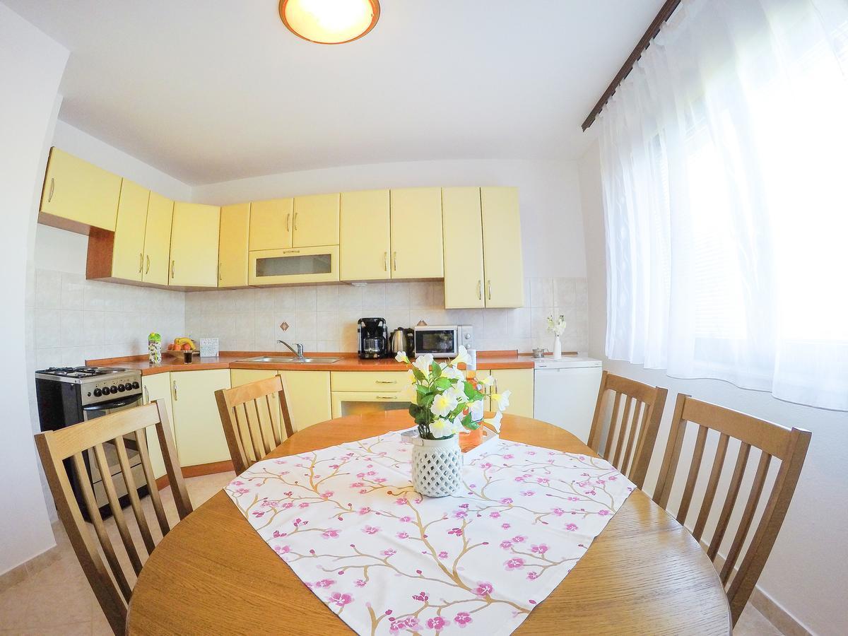 Apartment Ante Slunj Luaran gambar