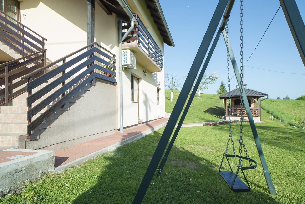 Apartment Ante Slunj Luaran gambar