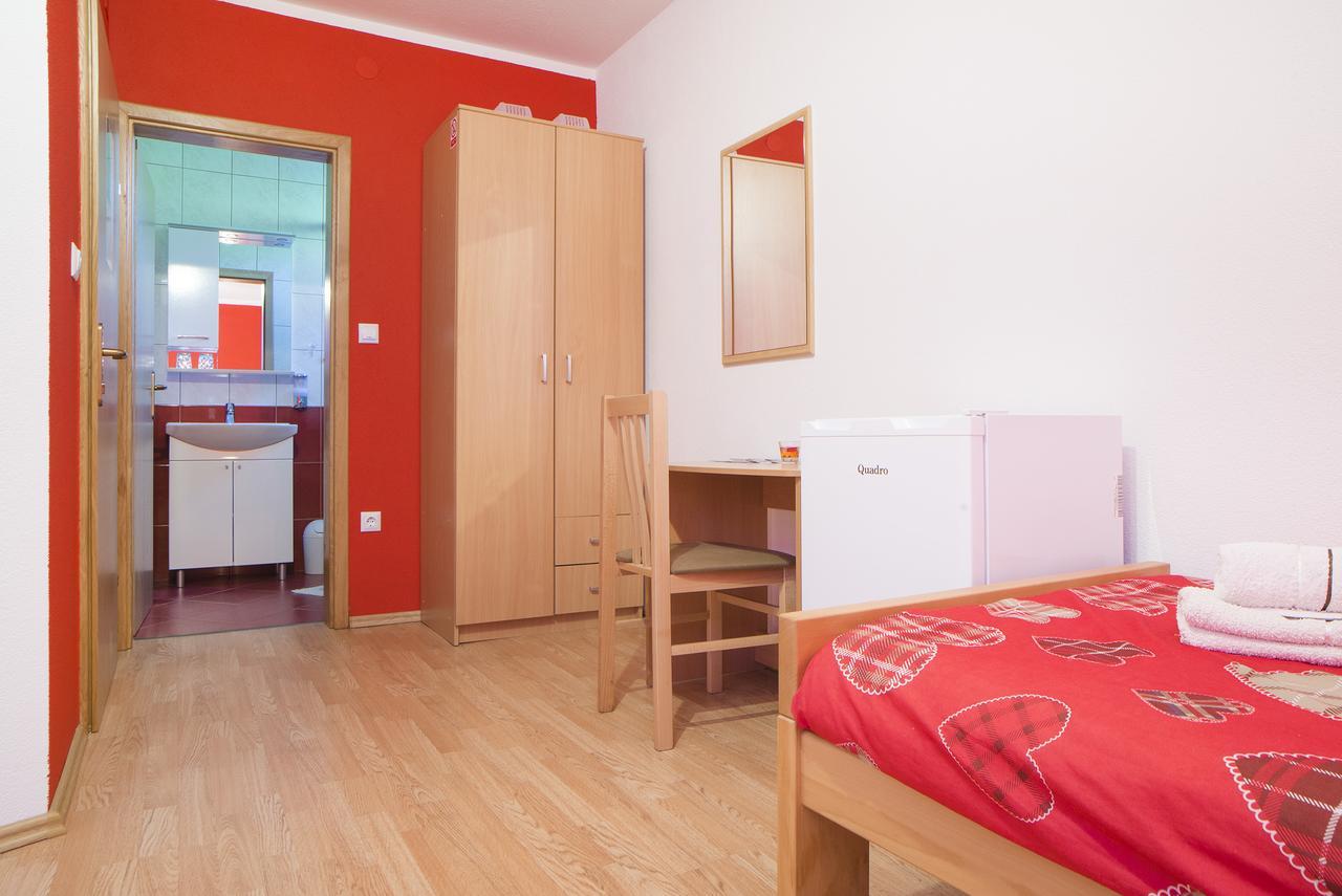 Apartment Ante Slunj Luaran gambar
