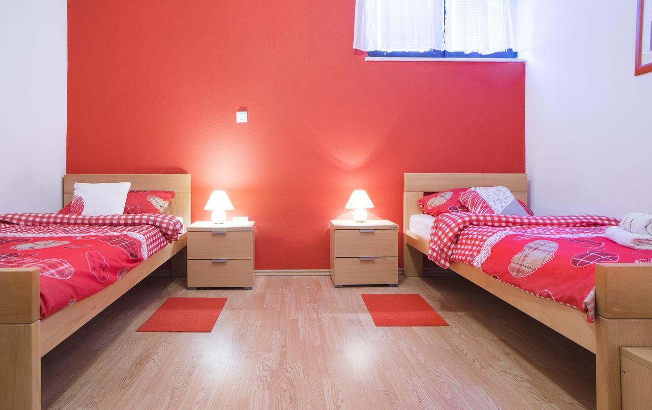 Apartment Ante Slunj Luaran gambar