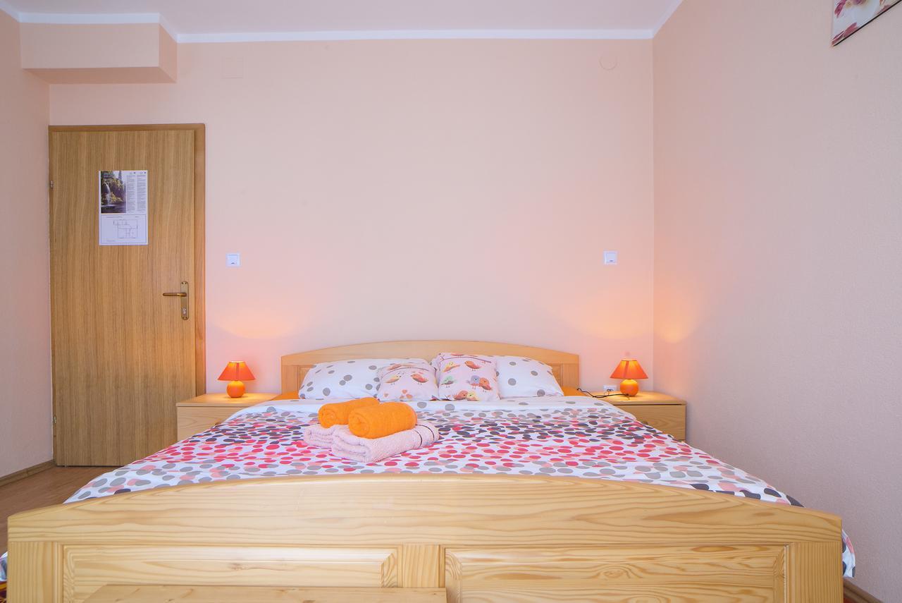 Apartment Ante Slunj Luaran gambar