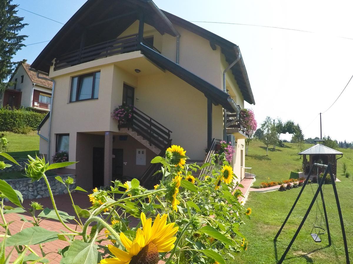 Apartment Ante Slunj Luaran gambar